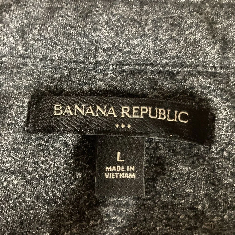 Banana Republic Mens Large Gray Heather Button Front Knit Shirt Pocket Casual L